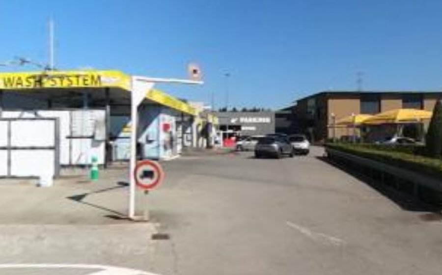 Vue du Rond-point anonyme n°694574209