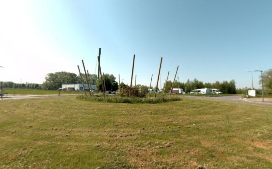 Vue du Rond-point anonyme n°702374870