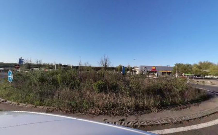 Vue du Rond-point anonyme n°704483716