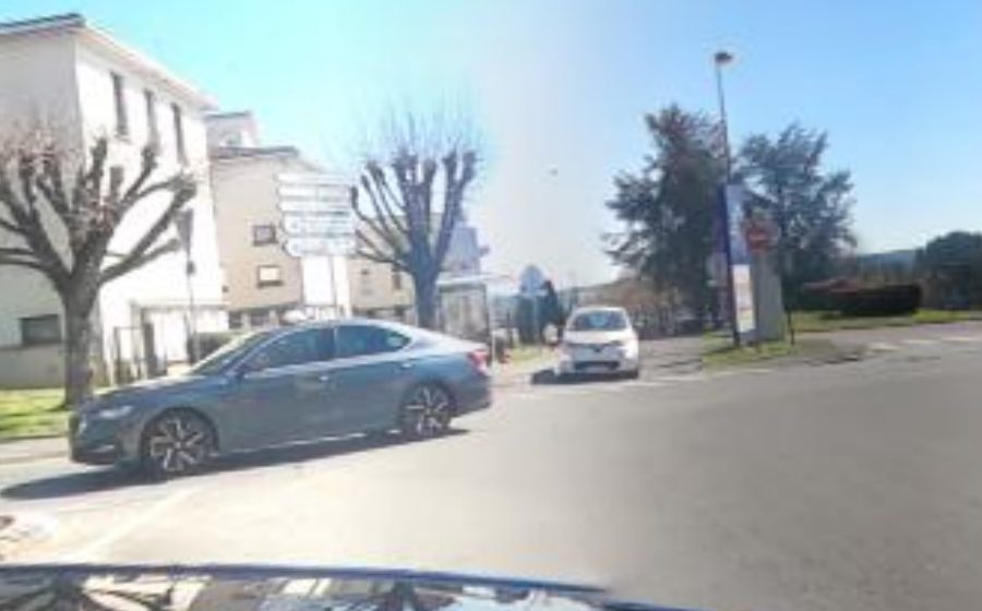 Vue du Rond-point anonyme n°71264227