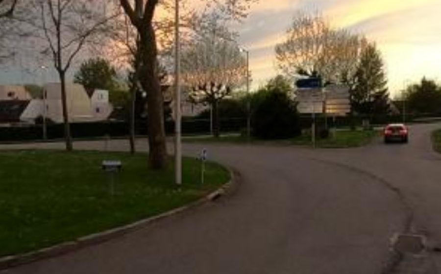Vue du Rond-point anonyme n°713763868