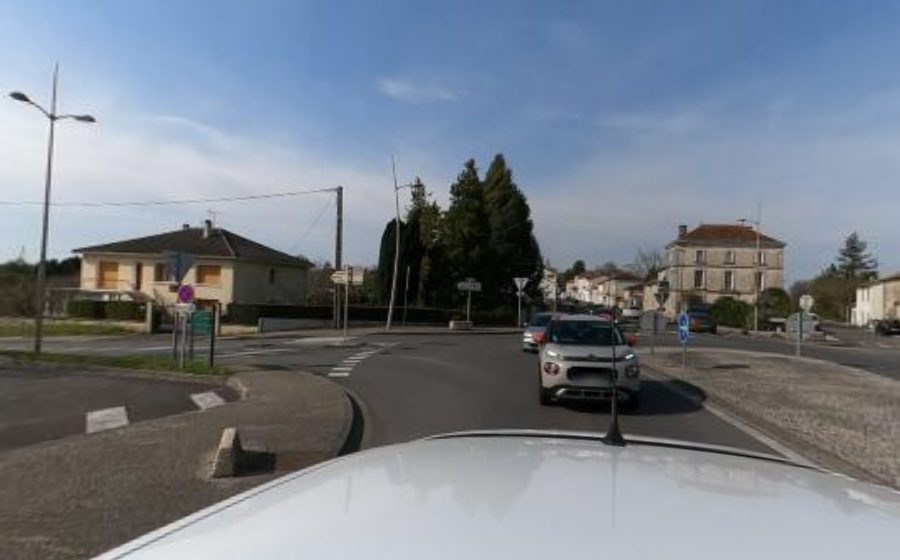 Vue du Rond-point anonyme n°715990376