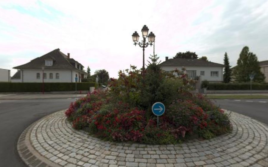 Vue du Rond-point anonyme n°723791681