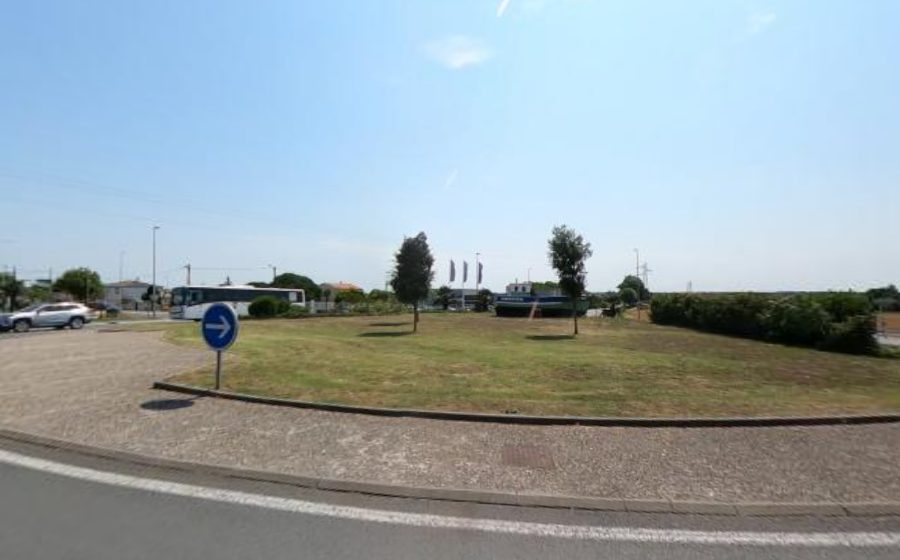Vue du Rond-point anonyme n°727715119