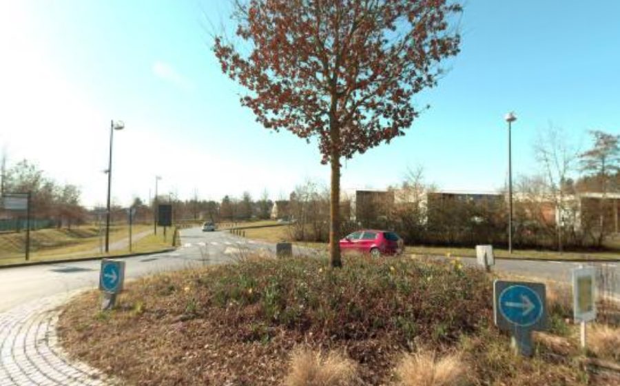 Vue du Rond-point anonyme n°73192775