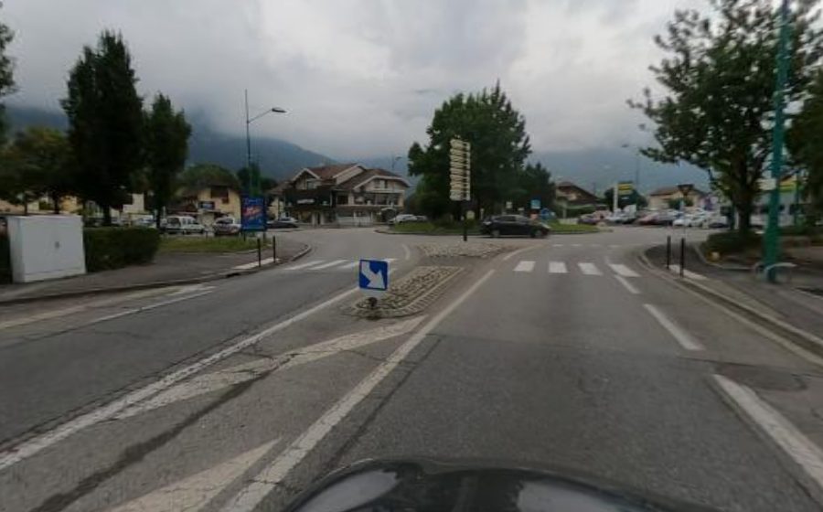 Vue du Rond-point anonyme n°733227420