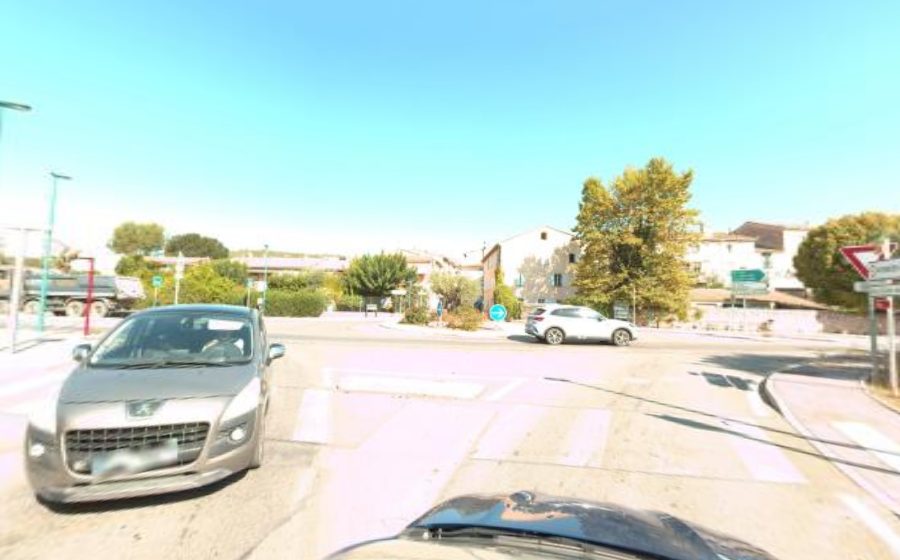 Vue du Rond-point anonyme n°733824801