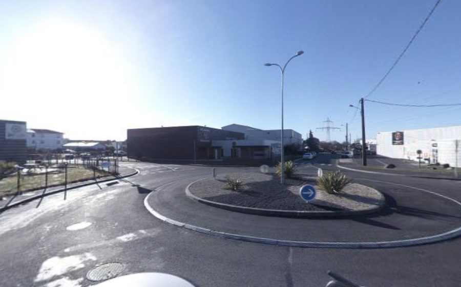 Vue du Rond-point anonyme n°745277252