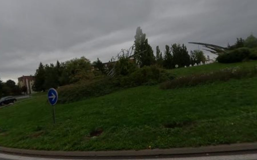 Vue du Rond-point anonyme n°75785904