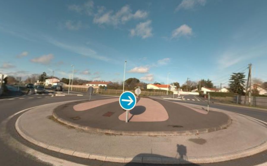 Vue du Rond-point anonyme n°767391377