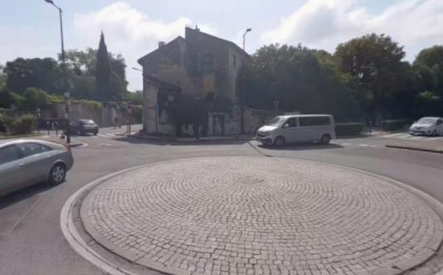Vue du Rond-point anonyme n°76910896