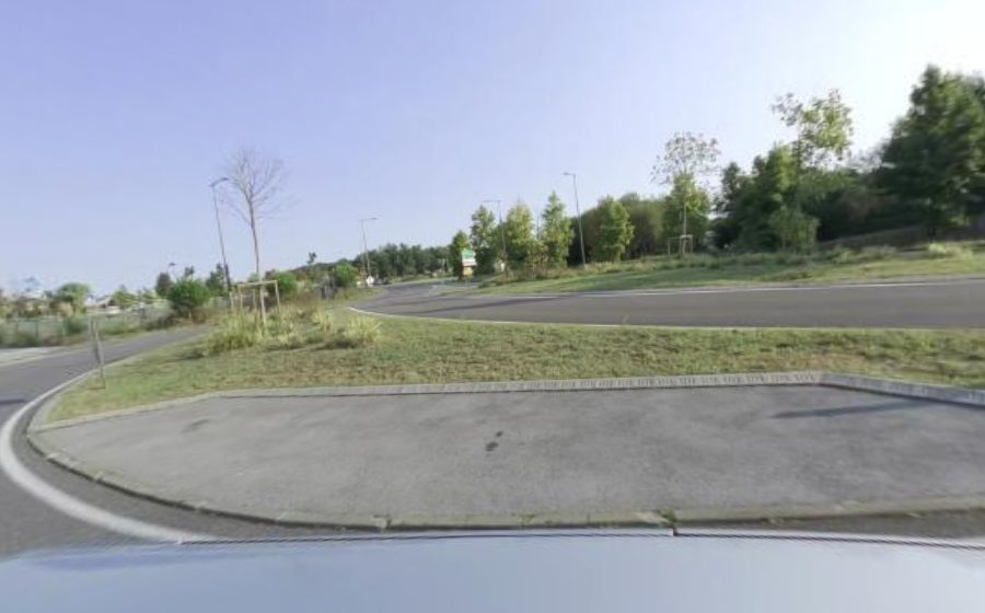 Vue du Rond-point anonyme n°773582371