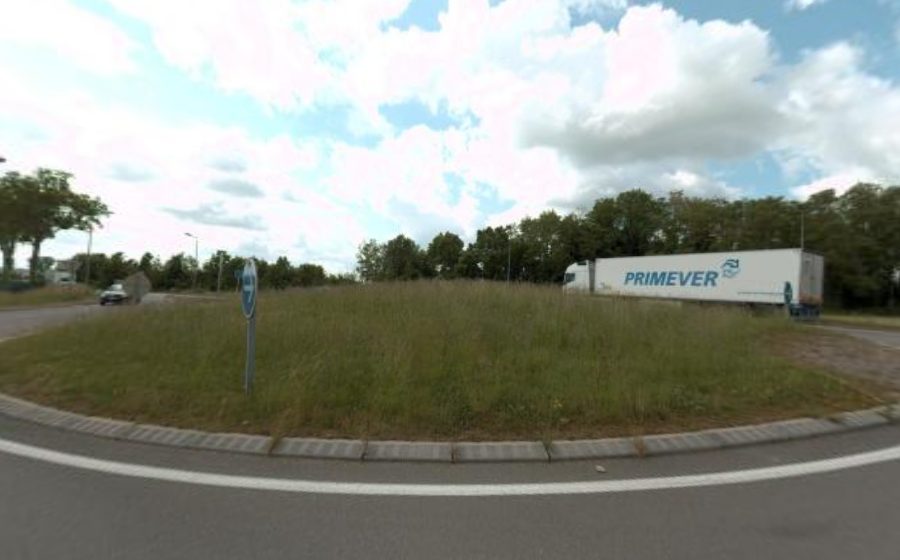 Vue du Rond-point anonyme n°77809241