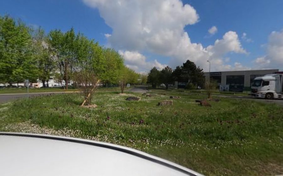 Vue du Rond-point anonyme n°799210836