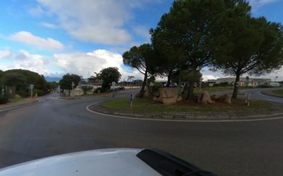 Vue du Rond-point anonyme n°81126713