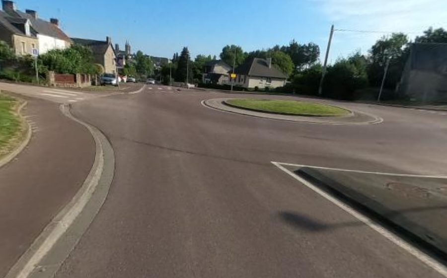 Vue du Rond-point anonyme n°827675050