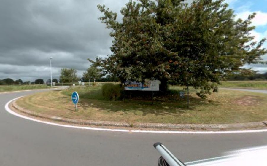 Vue du Rond-point anonyme n°828981749