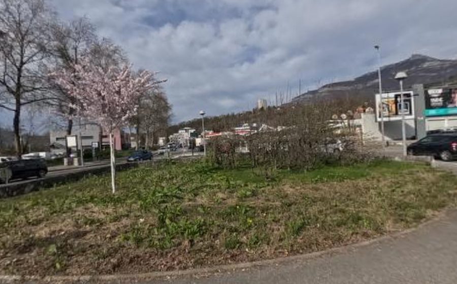 Vue du Rond-point anonyme n°8407694