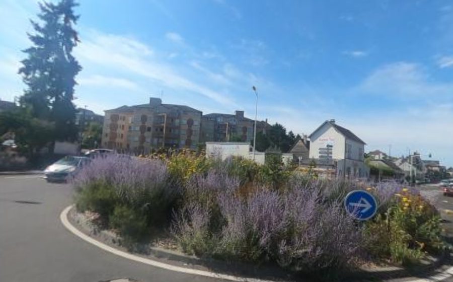 Vue du Rond-point anonyme n°841983918
