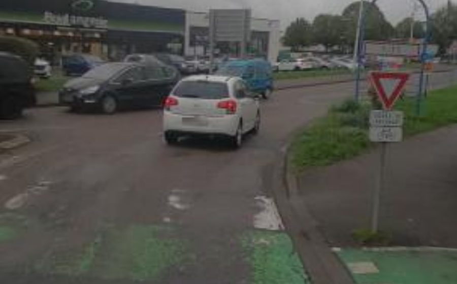 Vue du Rond-point anonyme n°87779974