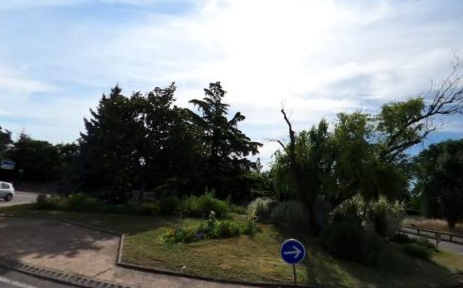 Vue du Rond-point anonyme n°8889878
