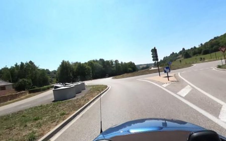 Vue du Rond-point anonyme n°909615578