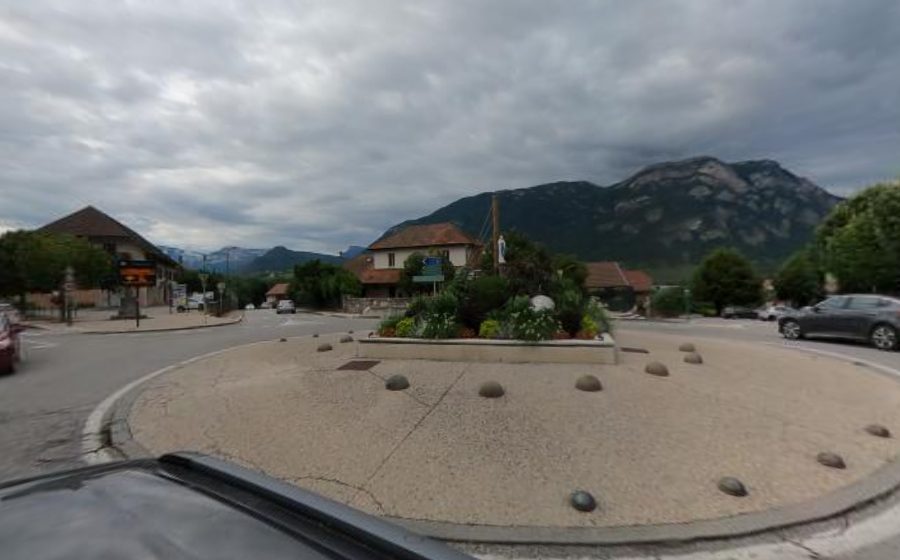 Vue du Rond-point anonyme n°928771440