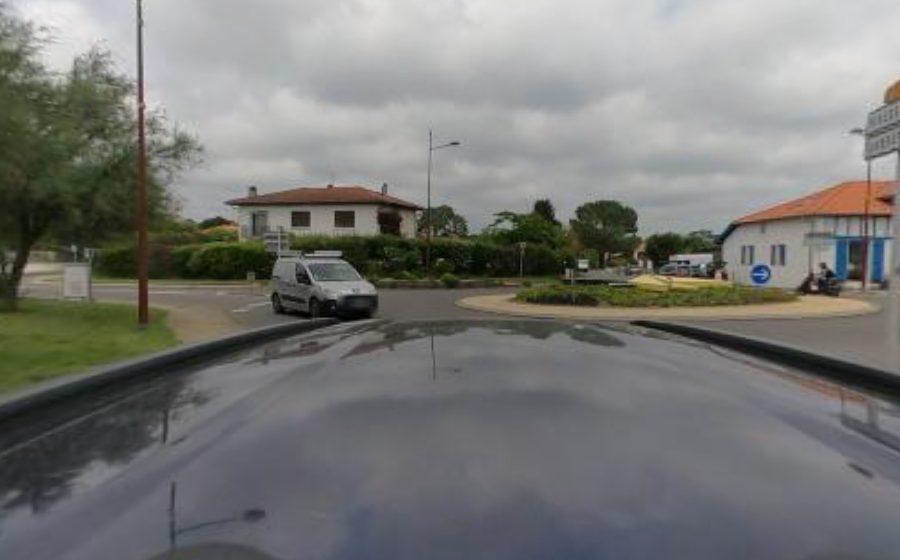 Vue du Rond-point anonyme n°97097820