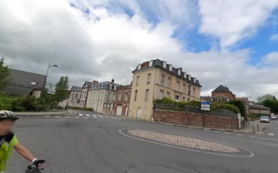 Vue du Rond-point anonyme n°983026004