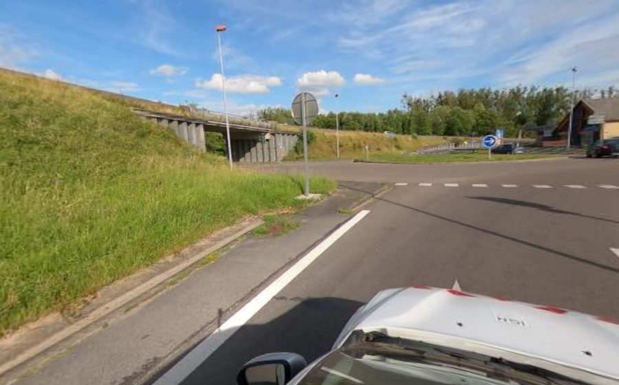 Vue du Rond-point anonyme n°98961452
