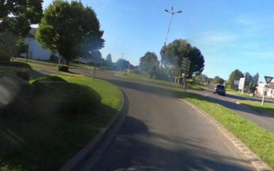 Vue du Rond-point anonyme n°99082888
